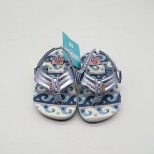 Reef Kids Ahi Wave Print Sandals Size 4 Silver & Blue Adjustable Straps NEW